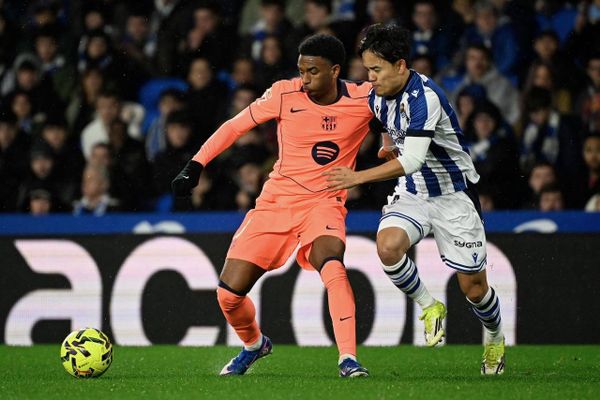 ريال سوسييداد يسقط برشلونة ويشعل صراع الصدارة في الليغا