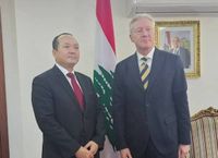 تسلّم من سفير فيتنام نسخة عن أوراق اعتماده
رجي بحث مع ماغرو في جهود فرنسا
لتوفير الدعم للبنان ومُساعدته في الإعمار