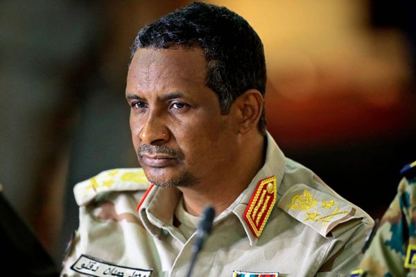 حميدتي يوافق على وقف إطلاق النار