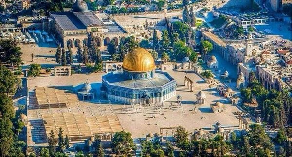 الأوقاف الإسلامية في القدس: 1500 مستوطن اقتحموا اليوم المسجد الأقصى في القدس المحتلة