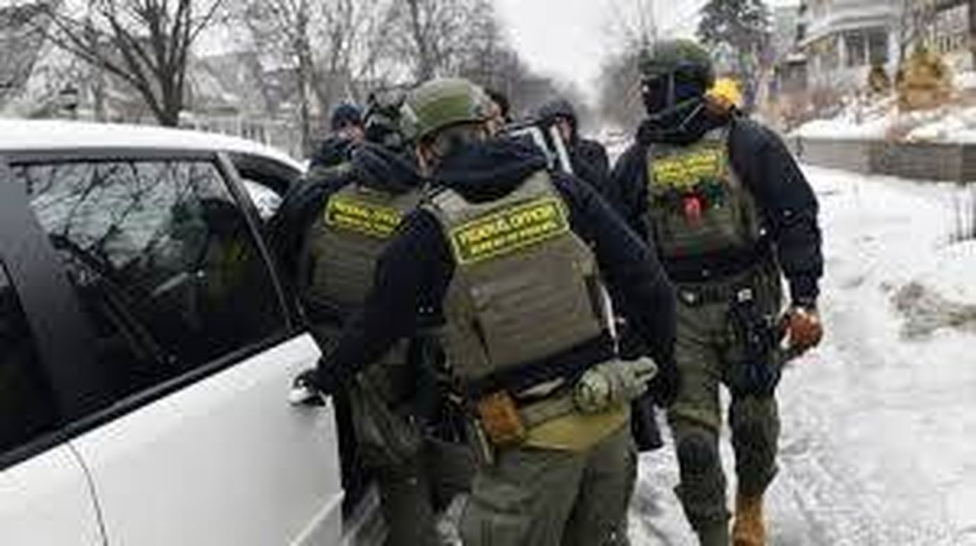 الديمقراطيون يدفعون لإقالة وزيرة الأمن بعد أحداث مينيسوتا