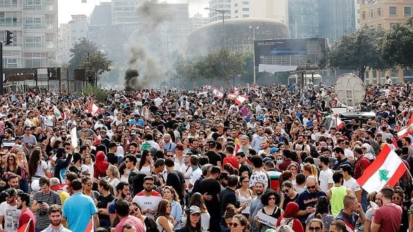 إنذار اجتماعي للحكومة: نقابات تستعد للتحرك بدعم سياسي