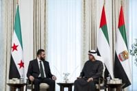 الشرع وبن زايد يبحثان العلاقات الثنائية هاتفيا
