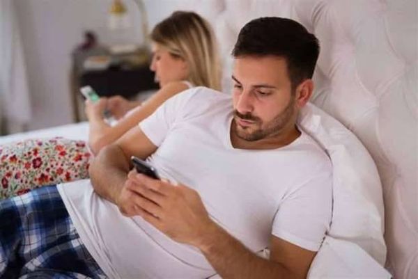 من أجل حياة سعيدة.. نصائح مهمة لعلاج «الخرس الزوجي»