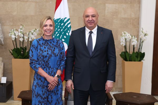 عون يتسلّم أوراق اعتماد 4 سفراء جدد في لبنان