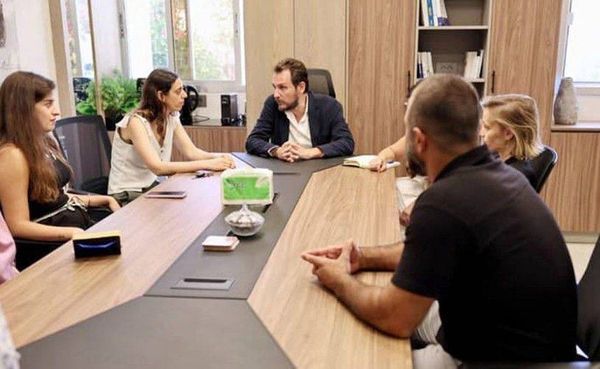 زيارة فرنسية إلى رميش وعين إبل... بحث التحديات واحتياجات السكان