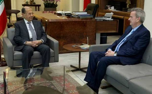 سلامة : طلبنا من المصارف تنفيذ التزاماتها في رزمة 2019
عون لحاكم مصرف لبنان : أمنوا صرف القروض السكنيّة
التي التزمت المصارف دفعها ريثما توضع الحلول المناسبة