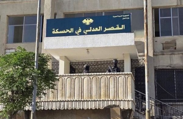 مقتل شخصين بانفجار قنبلة أمام قصر العدل في الحسكة