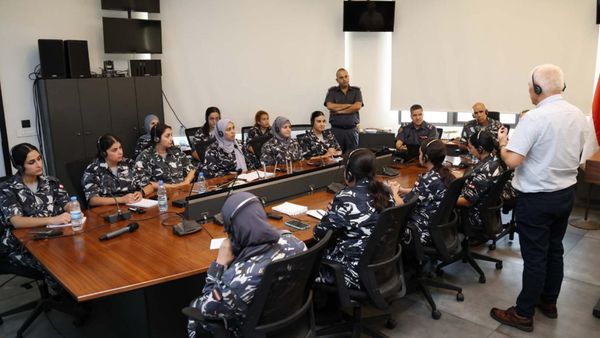 قوى الأمن تخرّج دورة تدريبية بدعم بريطاني في إدارة عمليات حفظ الأمن
