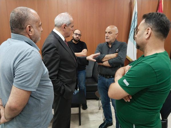خلف من صور: حماية المدنيين ووقف الاعتداءات أولوية وطنية