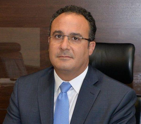بلديات زادت رسومها أربعة أضعاف.. وبلديات فضلت التريث والانتظار
ابو شديد والاسمر يُعللان اسباب رفع الرسوم من اجل الاستمرارية