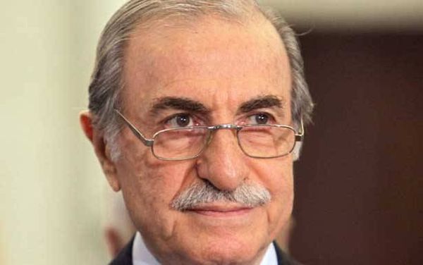 الخليل بحث مواضيعاً إنمائيّة مع زوّاره