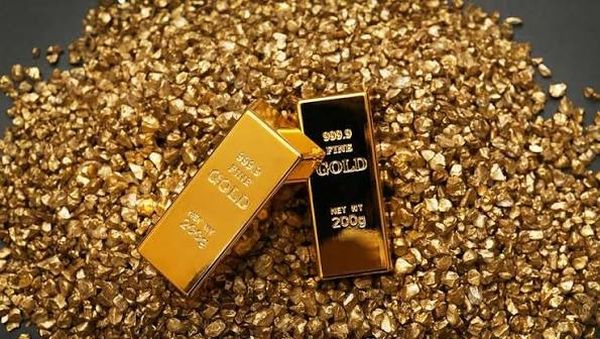 بعد قفزة قوية.. الذهب يتراجع مع ترقب بيانات التضخم الأميركية