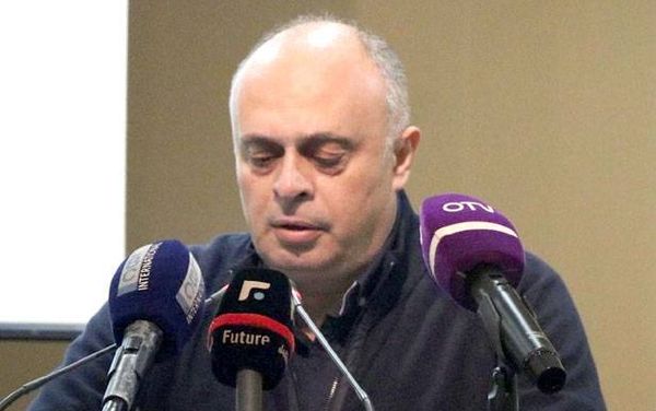 خلال مُؤتمر صحافي تناول نادي الحكمة
مُبادرة إنقاذيّـة لميشال بــو عبدو