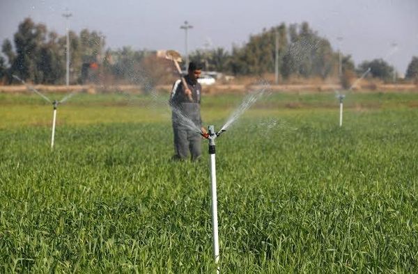 العراق يتعاقد مع شركات عالمية لتوفير منظومات الري الحديثة