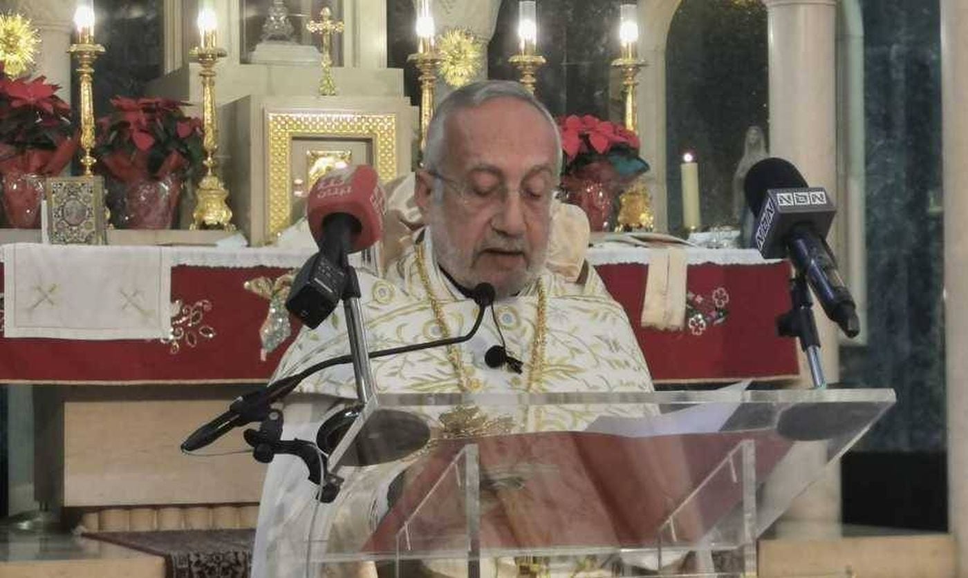 البطريرك روفائيل بيدروس غادر الى روما للمشاركة في جنازة البابا بنديكتوس