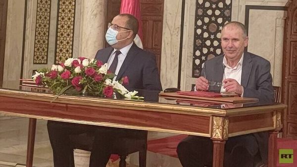 الحكومة التونسية واتحاد الشغل يوقعان اتفاقا لإطلاق حزمة إصلاحات اقتصادية