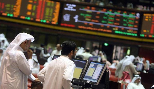 اكبر خبر خطير بشأن بورصة السعودية الضخمة
الهبوط يصل الى 500 نقطة والشركات تبيع أسهمها