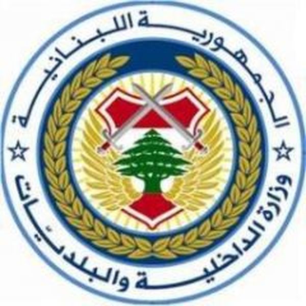  جريح نتيجة حادث اصطدام بين سيارة ودراجة نارية عند نفق المطار 