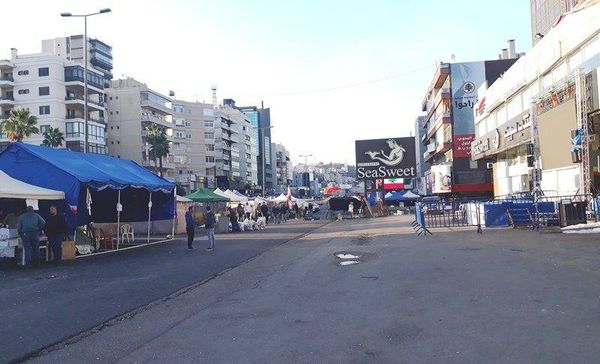 إعادة فتح اوتوستراد الزوق بعد الإنفجار