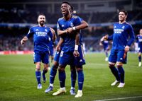 ريال مدريد يفوز ويعزز صدارته في الليغا