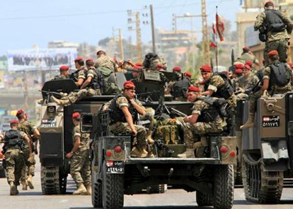 لا حكومة اتحاد وطني بسبب الخلافات والاتجاه لحكومة حيادية بعد الأعياد ...
البرلمان الأوروبي ينتقد كلام نصرالله ويؤيد سليمان.. وجنبلاط مع 9 ـ 9 ـ 6 ...
خطة استباقية لضرب البؤر الامنية يعلنها وزير الدفاع بواسطة مديرية المخابرات