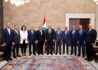 التقى  مجلس ادارة مصرف الاسكان ووفد المؤسسات السياحية
عون : مستعدون لمساعدتكم في تأمين المزيد من القروض