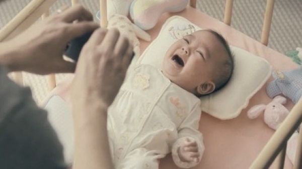 مليون مشاهدة في يوم لفيديو عن الأب الحقيقي!