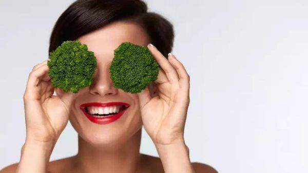 These Foods Can Help Get Rid Of Dark Circles Under Your Eyes