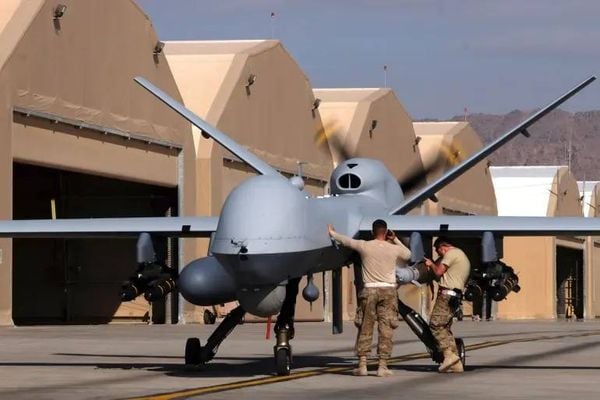 الحرس الثوري يعلن إسقاط 3 طائرات مسيّرة أميركية من طراز "إم كيو-1"