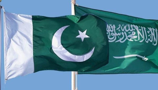 وزيرا خارجية باكستان والسعودية يحذّران من تداعيات التصعيد في المنطقة