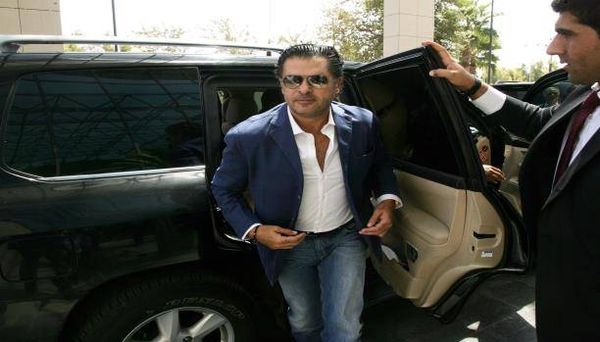 راغب علامة : مخرج مفكر حالو مهضوم وشريكه متعاطي ممنوعات يهاجمونني  وياتيه الرد منهم