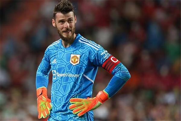 المنبوذ" يتصدر 5 أسماء... من يعوض كورتوا في ريال مدريد؟