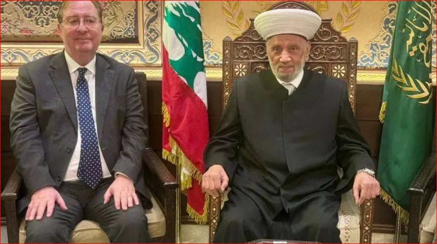 المفتي دريان عرض والسفير البريطاني للمستجدات لبنانيا