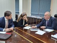 وفد مؤسسة التمويل الدولية
زار وزارة الاتصالات