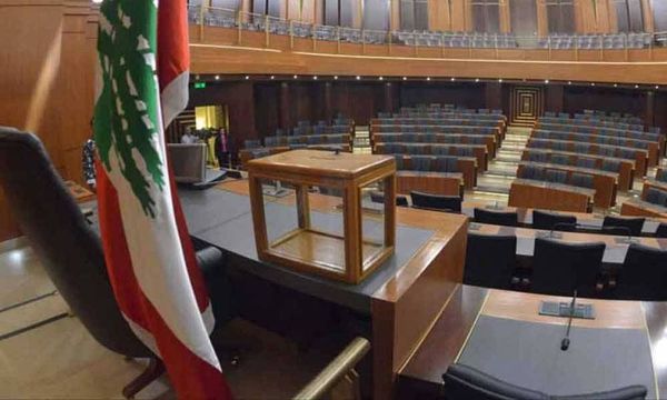 المتاريس الانتخابية تتحول طائفية والنقاش حول مصير المجلس والبلد كله