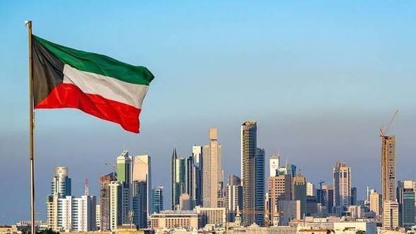 الكويت تعلن التصدي لهجمات صاروخية ومسيرات معادية