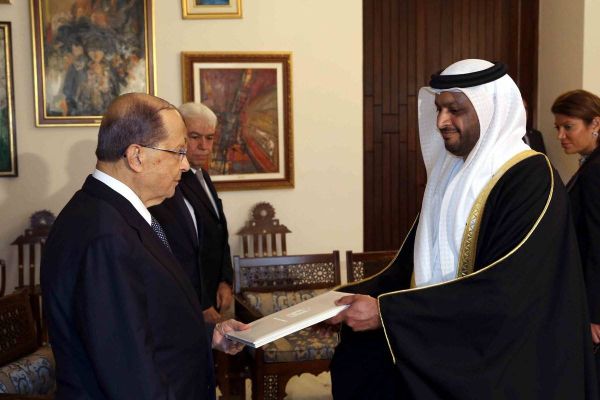 سفير الإمارات لدى لبنان يقدم أوراق اعتماده إلى رئيس الجمهورية
