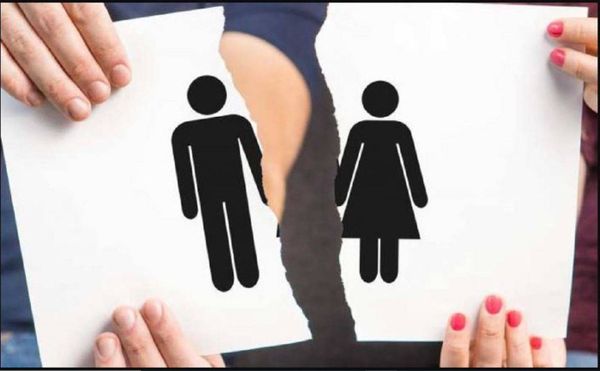 حالة طلاق كل دقيقتين في مصر.. ومسؤول يقترح غلق مواقع التواصل لأنها السبب !