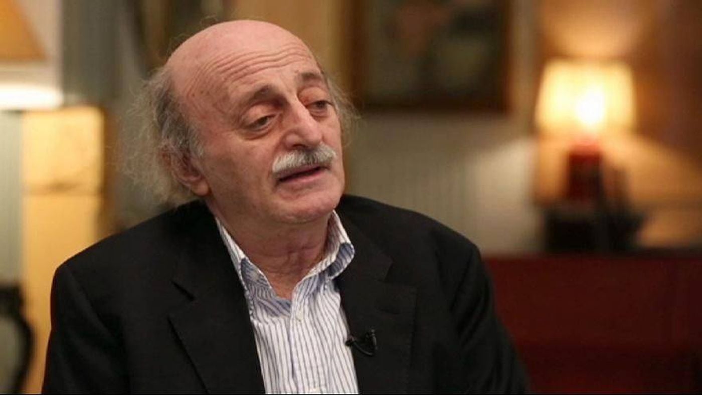 جنبلاط يعبر عن استيائه من زيارة دير لايين: 