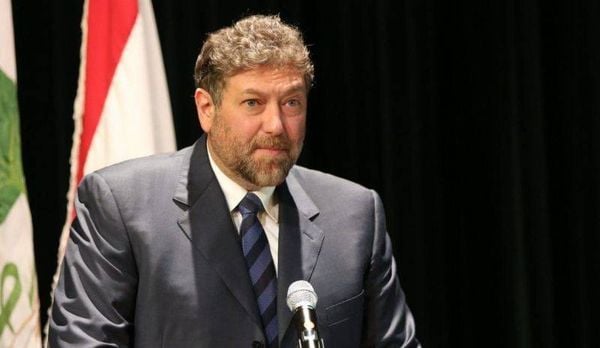 افرام يطلق مبادرة وطنية لمواجهة الأزمات