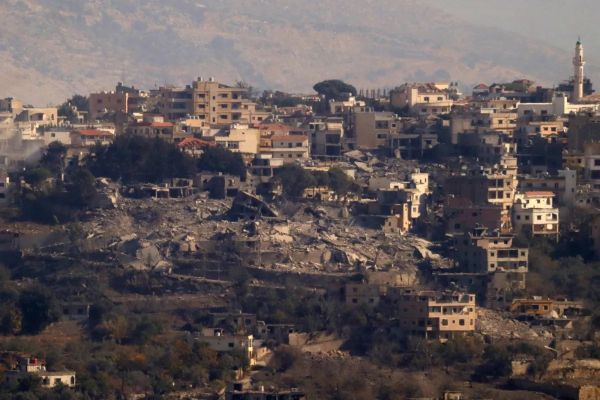 قصف مدفعي إسرائيلي استهدف بلدة الخيام في جنوب لبنان.