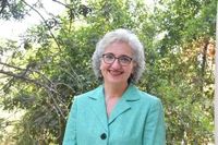 كرامي تضع مبنى 