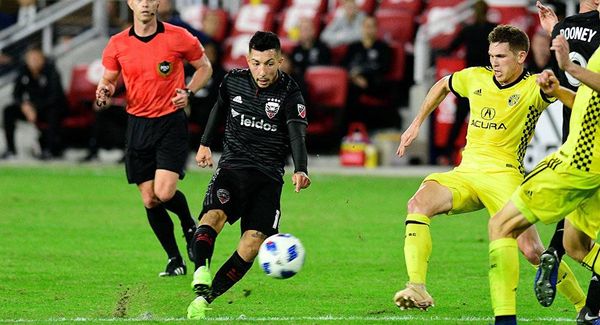 بالفيديو... هداف أرجنتيني يتألق في الملاعب الأمريكية... هل يخلف ميسي