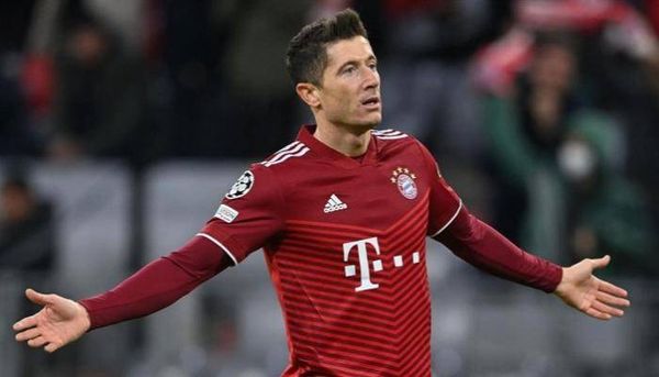 برشلونة يبدأ تحركاته لضم ليفاندوفسكي