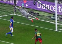 البرازيل تتأهل متصدرة رغم الخسارة أمام الكاميرون