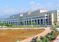 وقفة تضامنية مع الجامعة اللبنانية امام وزارة التربية
