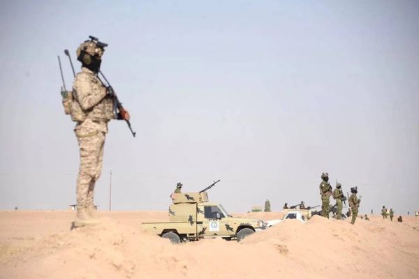استهداف مواقع الحشد الشعبي شرقي مدينة الرمادي