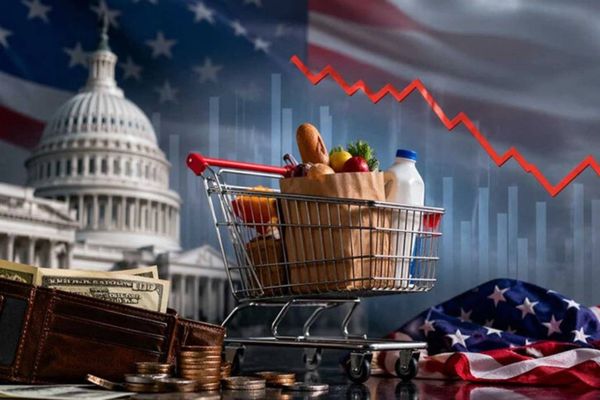 التضخم الأميركي يواصل التراجع.. هل يقترب خفض الفائدة؟