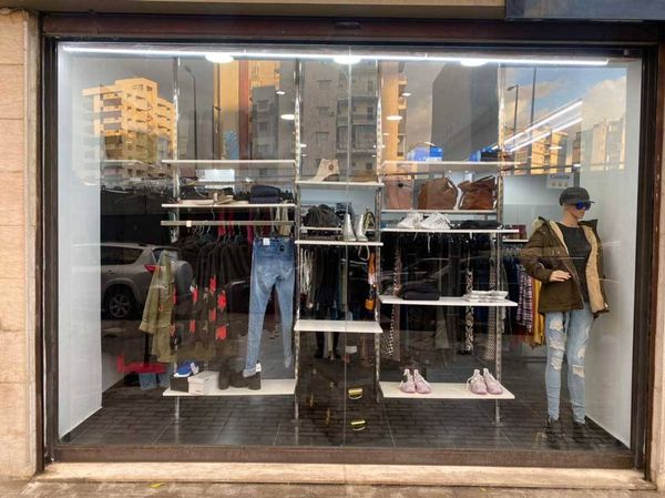 موسم أعياد في أسواق طرابلس...
محلات "الباله" والـ outlet أنقذت العائلات